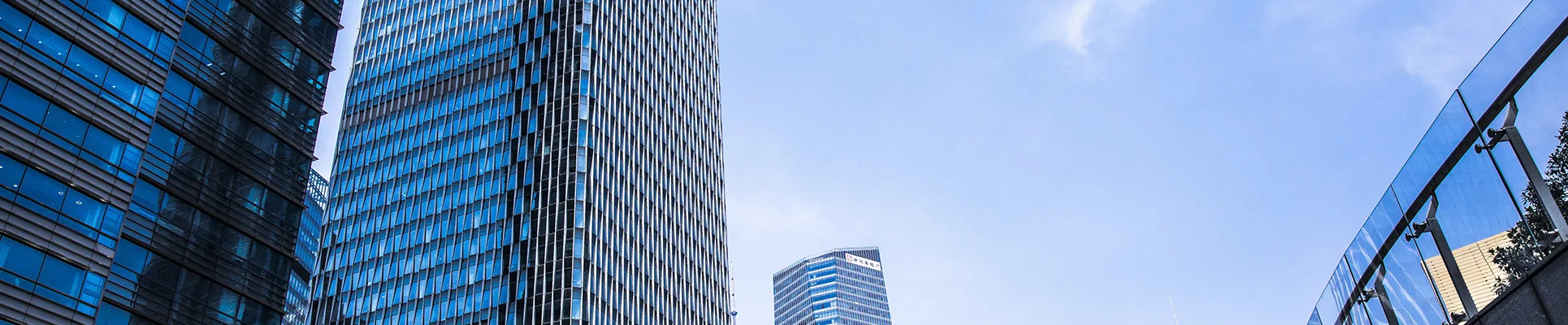 আমাদের সম্পর্কে